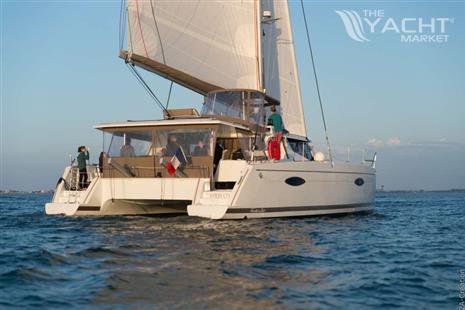 FOUNTAINE PAJOT HELIA 44