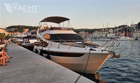 Galeon 420 Fly