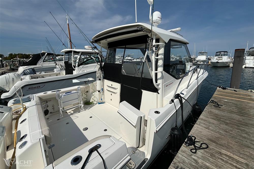 2020 Boston Whaler