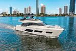 Ferretti Yachts 670