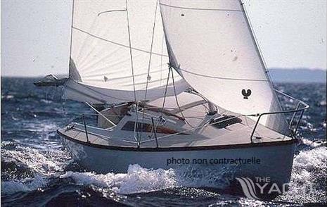 BENETEAU FIRST 18