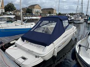 Rinker 232 Captiva Cc