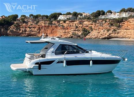 BAVARIA YACHTS S33 HT