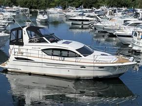BROOM 370