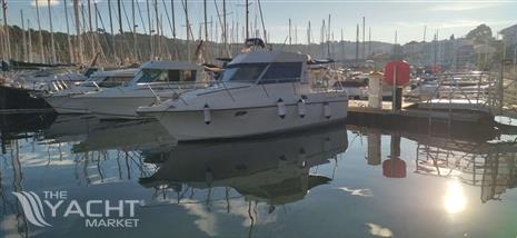 BENETEAU ANTARES 805