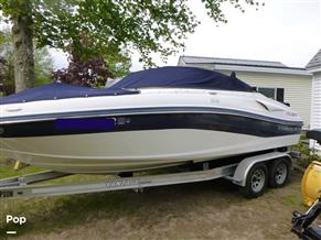 Rinker Captiva 216