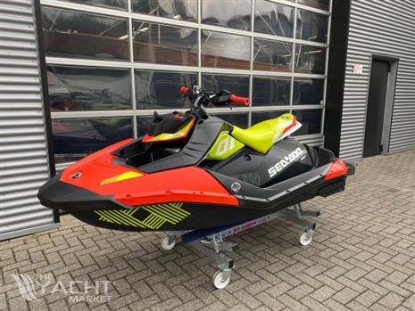 Sea-Doo Spark 2-up Trixx (45 Uur)