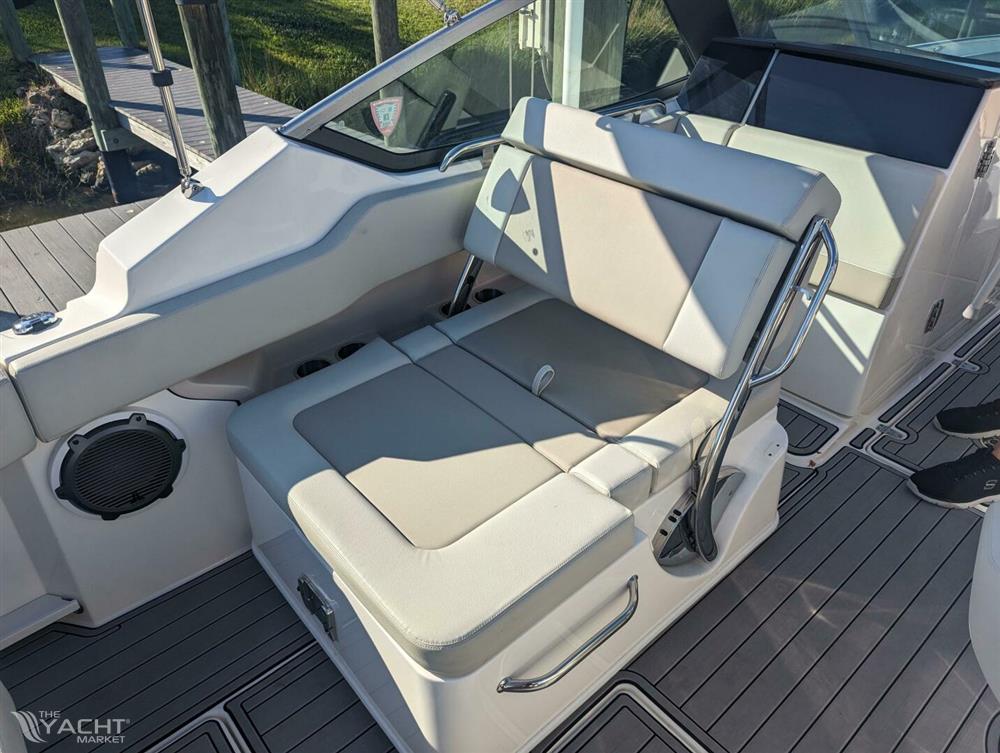 2022 Boston Whaler