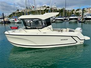 Quicksilver 625 Pilothouse