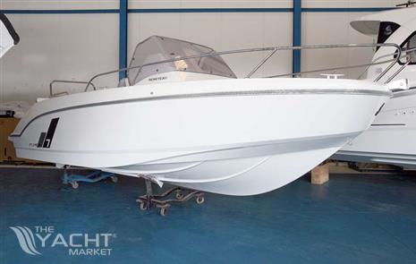 BENETEAU FLYER 7 SUNDECK