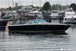 Magnum Marine 38