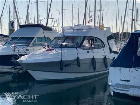 BENETEAU ANTARES 30 FLY