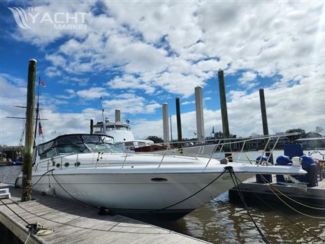 Sea Ray 440 Sundancer