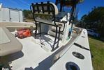 NauticStar 22 XS - Rod Holders