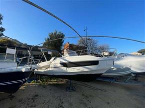 BENETEAU FLYER 7.7 SUNDECK