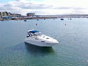 Sealine S28 Sports Cruiser