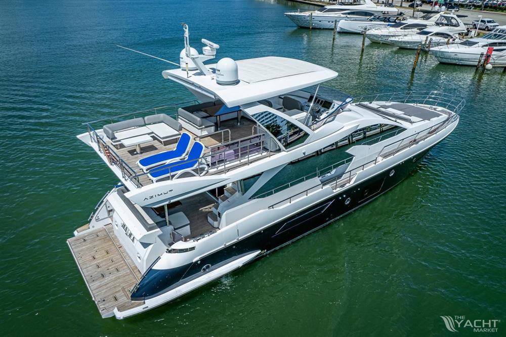 2016 Azimut