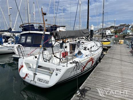 Beneteau First 35