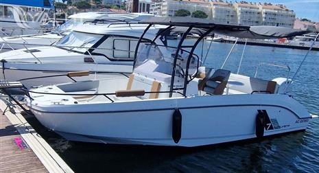 BENETEAU FLYER 7 SPACEDECK