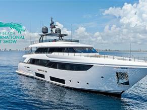 Custom Line Navetta 33