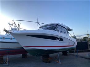 Beneteau Antares 8.80 OB