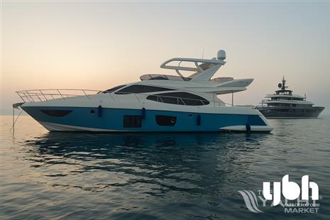 Azimut 70
