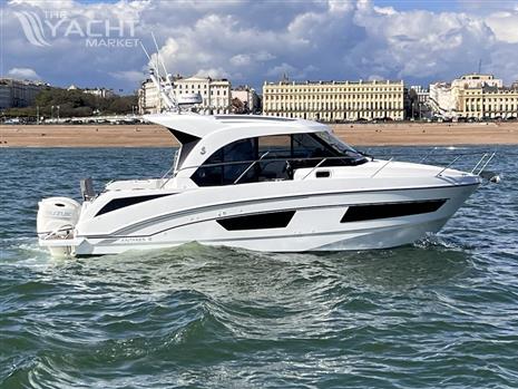 Beneteau Antares 9 - Default Image