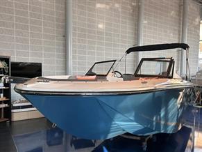 Bayliner M19