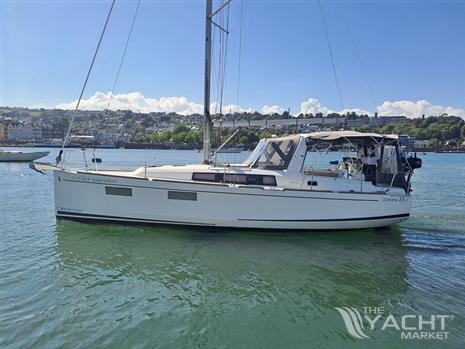 Beneteau Oceanis 35.1 - Default Image