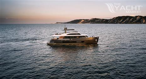 Azimut Magellano 25