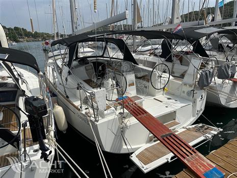 Beneteau OCEANIS 38.1