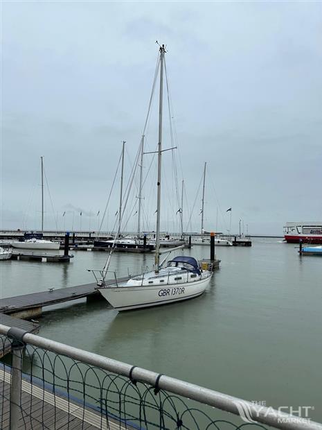 Contessa 32