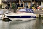 Sunseeker Hawk 31 - General Image