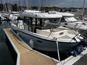 QUICKSILVER QUICKSILVER CAPTUR 755 PILOTHOUSE