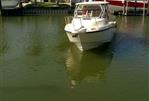 Boston Whaler 285 Conquest - Port side bow