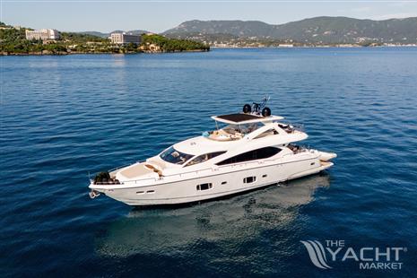 Sunseeker 88 Yacht - Image courtesy of JD Yachts