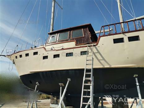 CUSTOM MOTOR SAILER CUSTOM KETCH