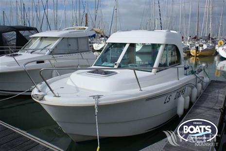 BENETEAU ANTARES 650