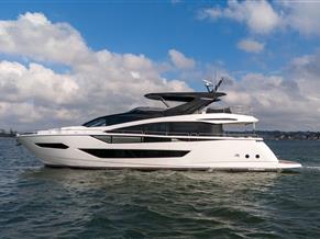 Sunseeker 88 Yacht