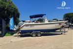 BOSTON WHALER OUTRAGE 26