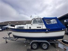 Hardy Marine Pilot 20 SE