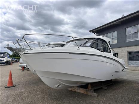 Beneteau Antares 7