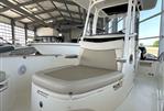 BOSTON WHALER DAUNTLESS 270