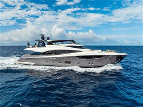 Monte Carlo Yachts 105 Fly