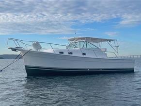 LUHRS Mainship Pilot 30