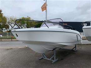 BENETEAU FLYER 7 SUNDECK