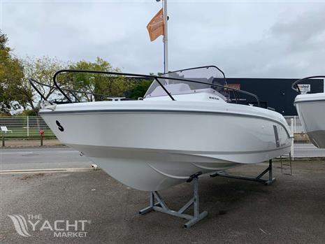 BENETEAU FLYER 7 SUNDECK