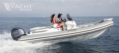 JOKER BOAT CLUBMAN 22 PLUS