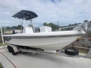 Sea Fox 210 Center Console