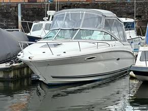 Sea Ray 225 Weekender